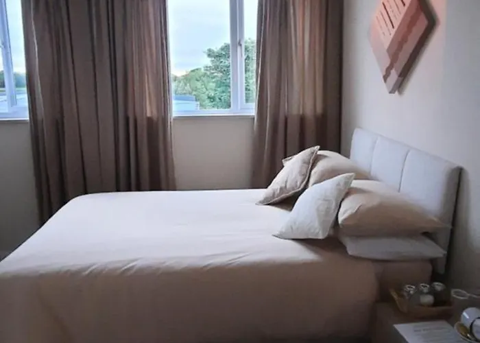 The White Heather Wigton